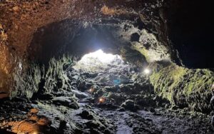 Pucón - Cuevas Volcánicas
